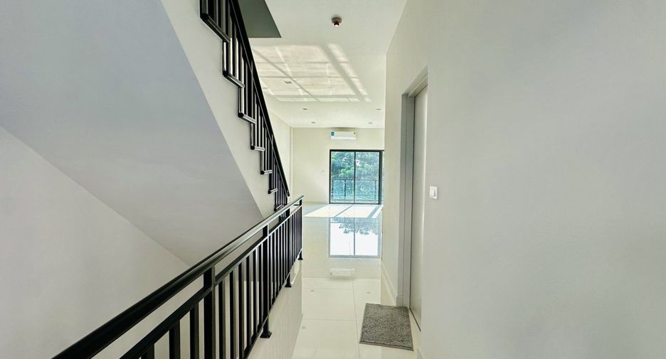 For sale 2 bedrooms townhouse in Nong Khaem, Bangkok