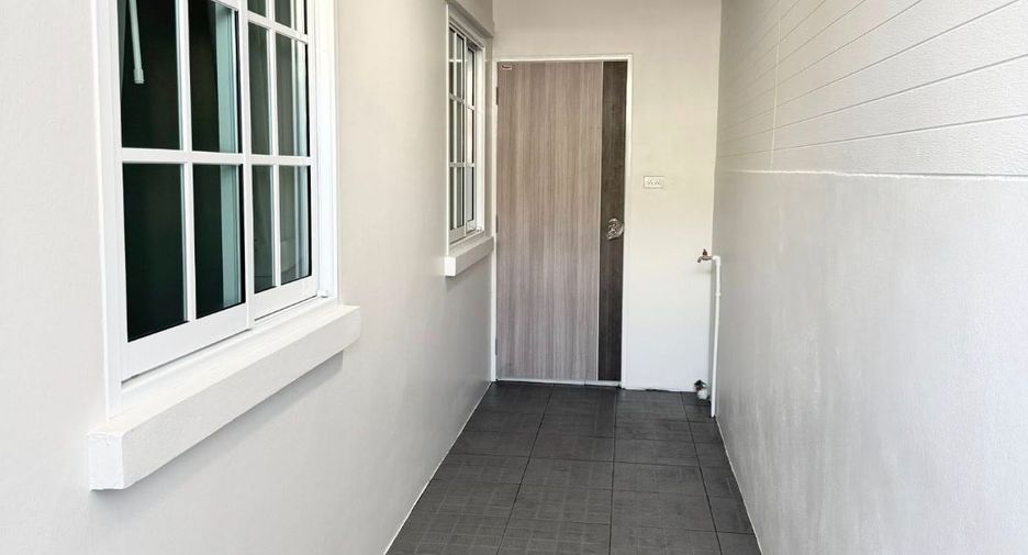 For rent 4 bedrooms house in Si Racha, Chonburi