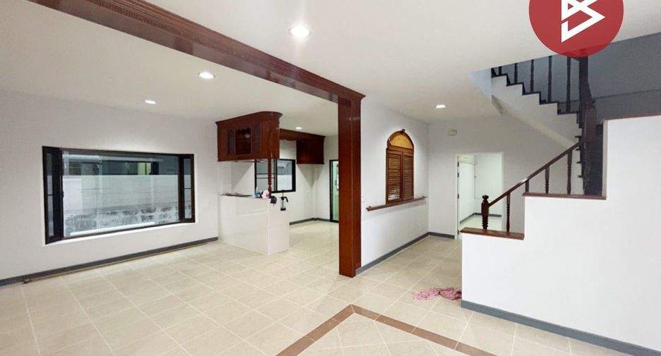 Продажа 4 спальни дом в Phra Samut Chedi, Самутпракан