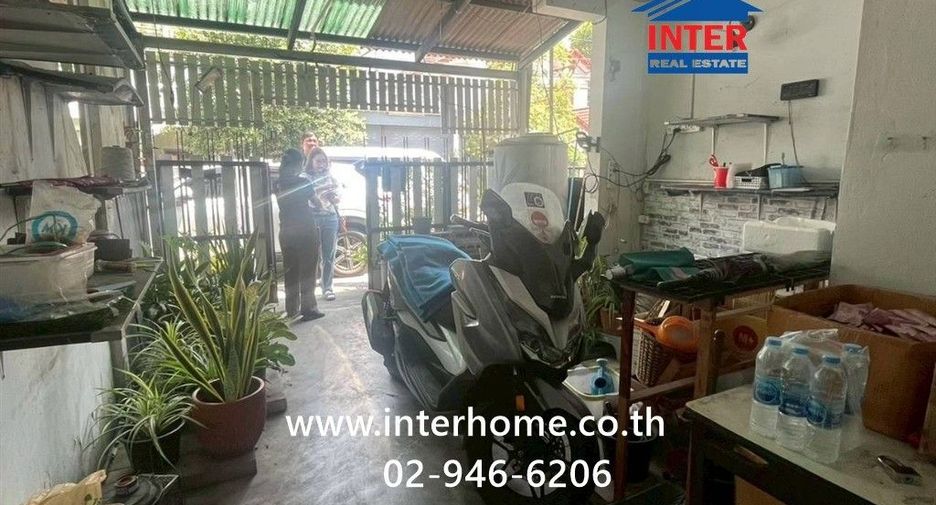 For sale 2 bedrooms townhouse in Lam Luk Ka, Pathum Thani