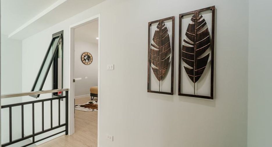 For rent 3 bedrooms townhouse in Mueang Chiang Mai, Chiang Mai