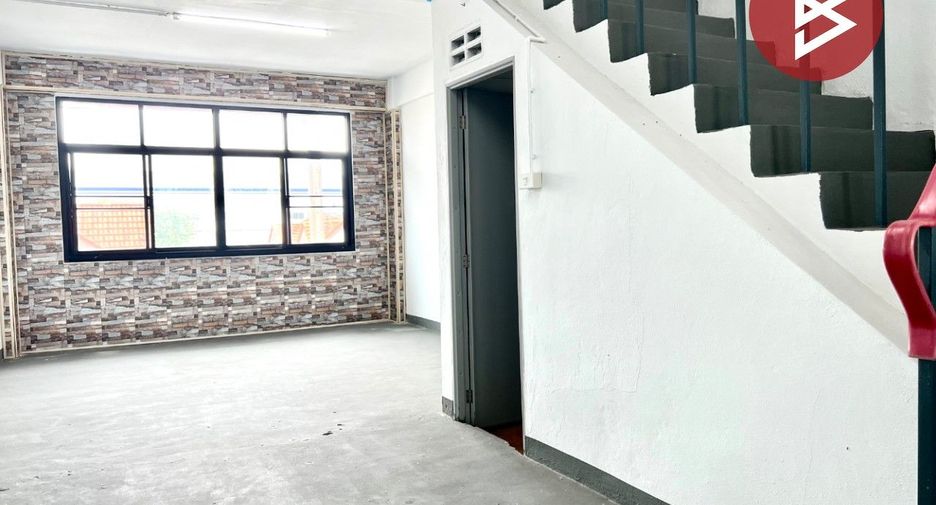 For sale retail Space in Bang Sao Thong, Samut Prakan