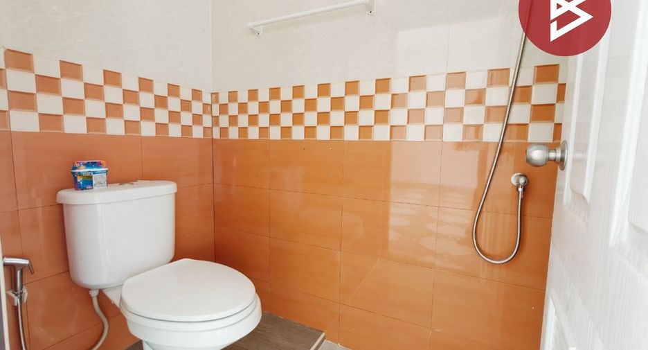 Local comercial en venta de 2 habitaciones en Bang Khla, Chachoengsao