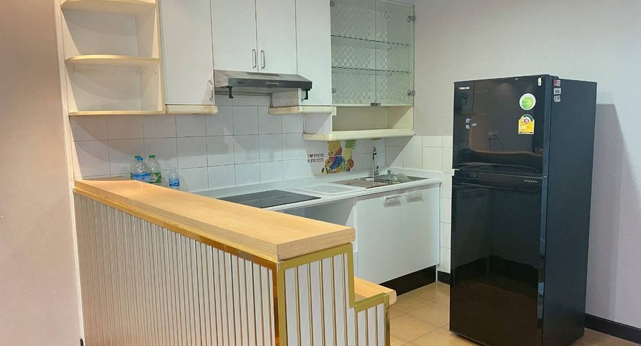 For rent 2 bedrooms condo in Khlong Toei, Bangkok