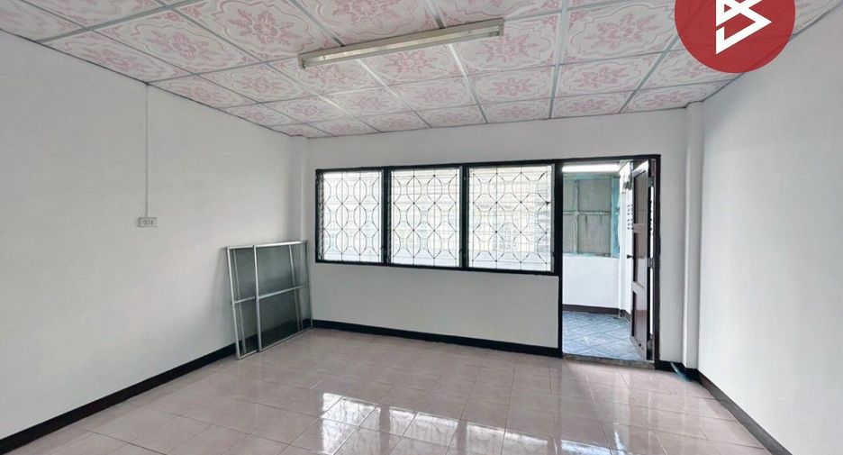 出售 2 卧室 联排别墅 在 Thung Khru, 曼谷