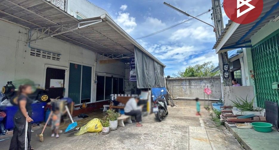 出售 2 卧室 联排别墅 在 Thung Khru, 曼谷