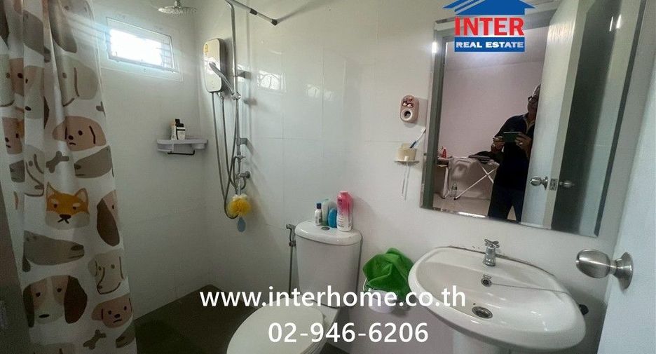 For sale 4 bedrooms townhouse in Mueang Nonthaburi, Nonthaburi