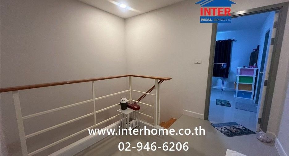 For sale 4 bedrooms townhouse in Mueang Nonthaburi, Nonthaburi