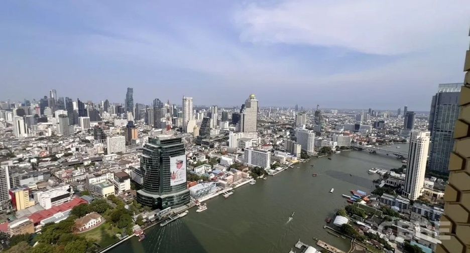 Condo en alquiler y en venta de 3 habitaciones en Khlong San, Bangkok