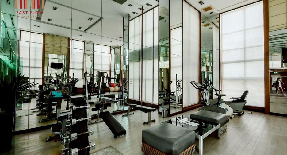 For sale 2 bedrooms condo in Khlong Toei, Bangkok