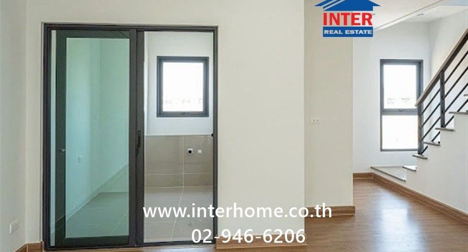 For sale 3 bedrooms townhouse in Sai Mai, Bangkok