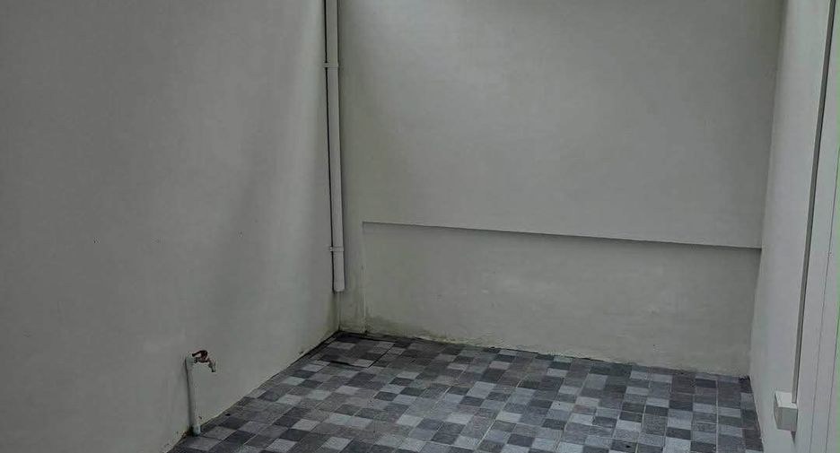 Продажа 3 спальни таунхаус в Si Racha, Чонбури