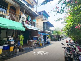 For sale 5 bedrooms retail Space in Din Daeng, Bangkok