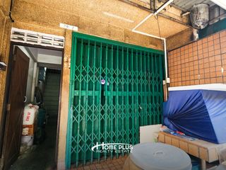 For sale 5 bedrooms retail Space in Din Daeng, Bangkok