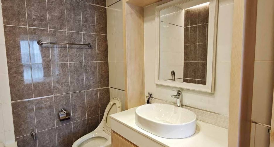 For sale 2 bedrooms condo in Mueang Chiang Mai, Chiang Mai