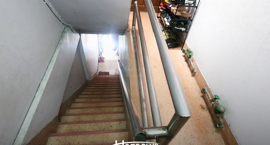 For sale 5 bedrooms retail Space in Ratchathewi, Bangkok