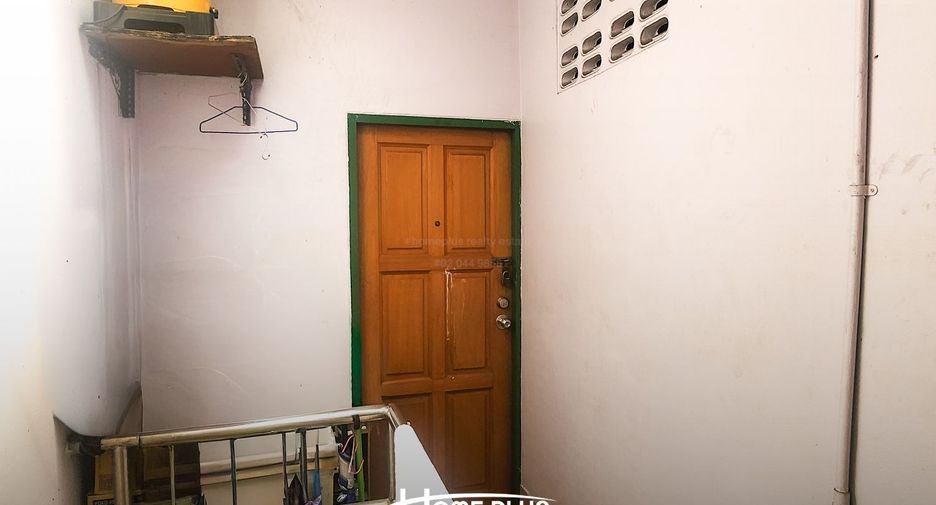 For sale 5 bedrooms retail Space in Ratchathewi, Bangkok