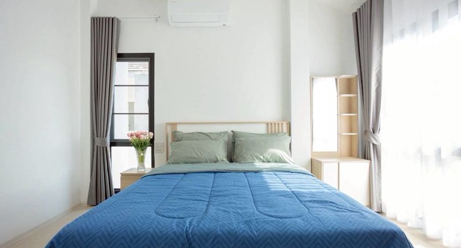For sale 3 bedrooms house in Mueang Lamphun, Lamphun