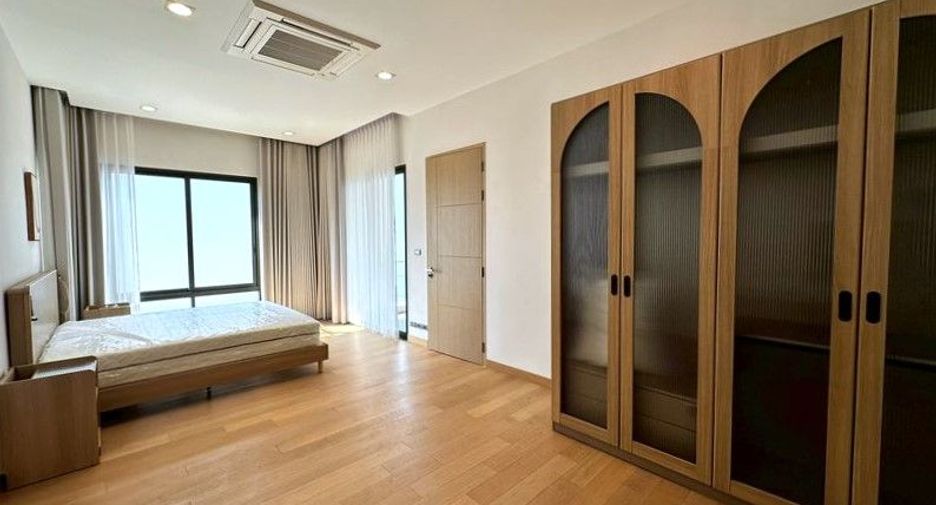 For sale 3 bedrooms house in Wang Thonglang, Bangkok