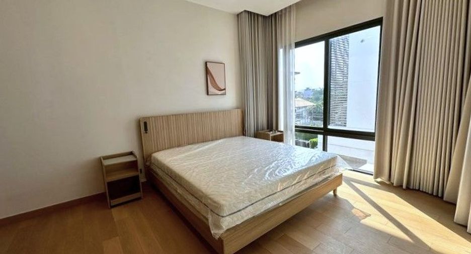 For sale 3 bedrooms house in Wang Thonglang, Bangkok