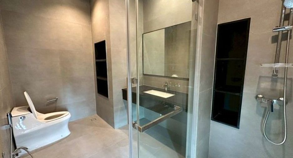 For sale 3 bedrooms house in Wang Thonglang, Bangkok