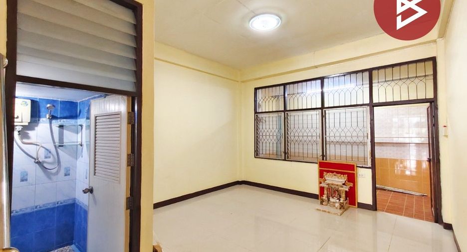 Casa adosada en venta de 2 habitaciones en Bang Kruai, Nonthaburi
