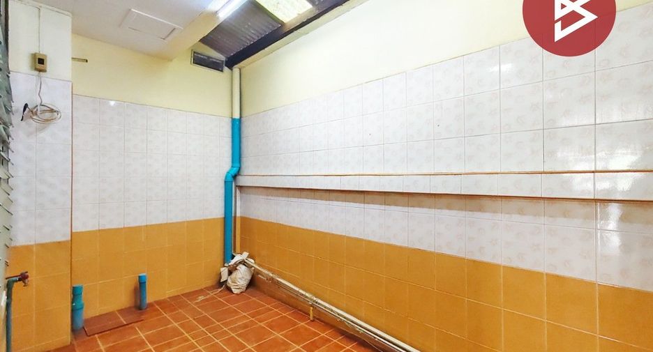 Casa adosada en venta de 2 habitaciones en Bang Kruai, Nonthaburi