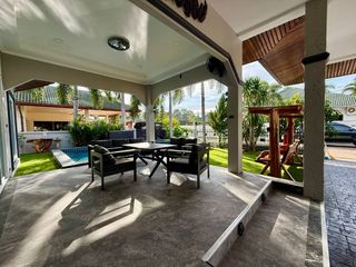 Haus zur Miete und zum Kauf mit 3 Zimmer in Bang Lamung, Chonburi
