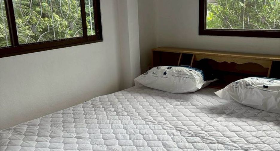 For rent 4 bedrooms house in San Sai, Chiang Mai