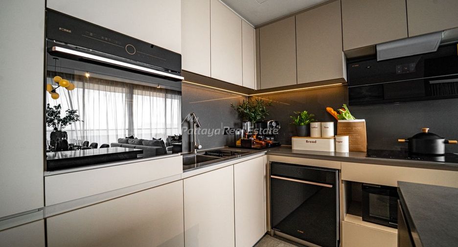 For sale 3 bedrooms condo in Sattahip, Chonburi