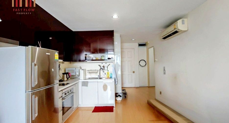 For sale 2 bedrooms condo in Khlong Toei, Bangkok