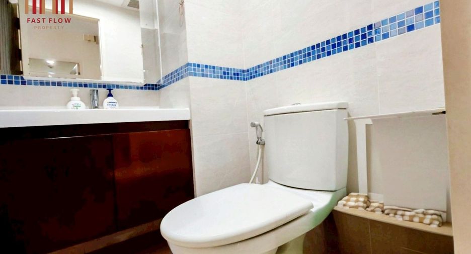 For sale 2 bedrooms condo in Khlong Toei, Bangkok