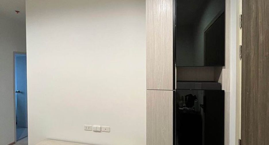 For rent 2 bedrooms condo in Mueang Samut Prakan, Samut Prakan