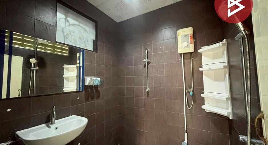 For sale 3 bedrooms townhouse in Bang Bo, Samut Prakan