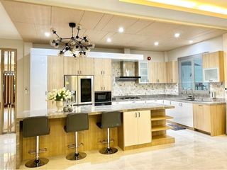 For rent and for sale 6 bedrooms house in Bang Lamung, Chonburi