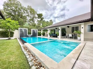 For rent and for sale 6 bedrooms house in Bang Lamung, Chonburi
