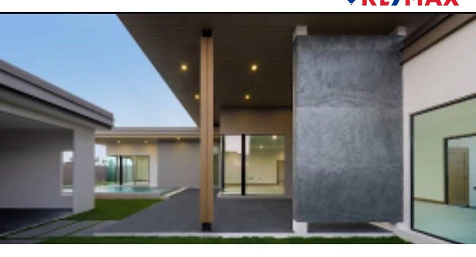 For sale 3 bedrooms house in Huay Yai, Pattaya