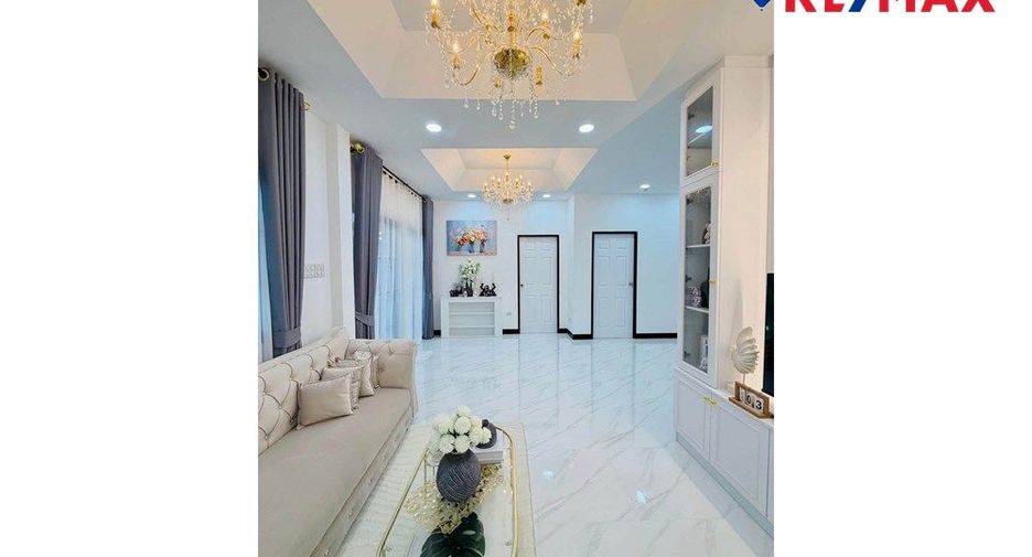 For sale 3 bedrooms house in Jomtien, Pattaya