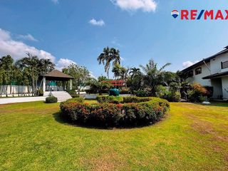 Haus zum Kauf mit 7 Zimmer in Bang Saray, Pattaya