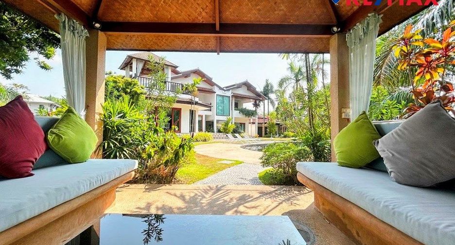 Haus zum Kauf mit 7 Zimmer in Sattahip, Chonburi