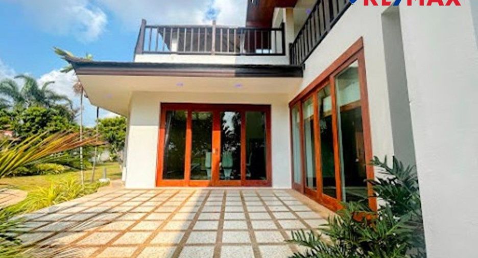 Haus zum Kauf mit 7 Zimmer in Sattahip, Chonburi