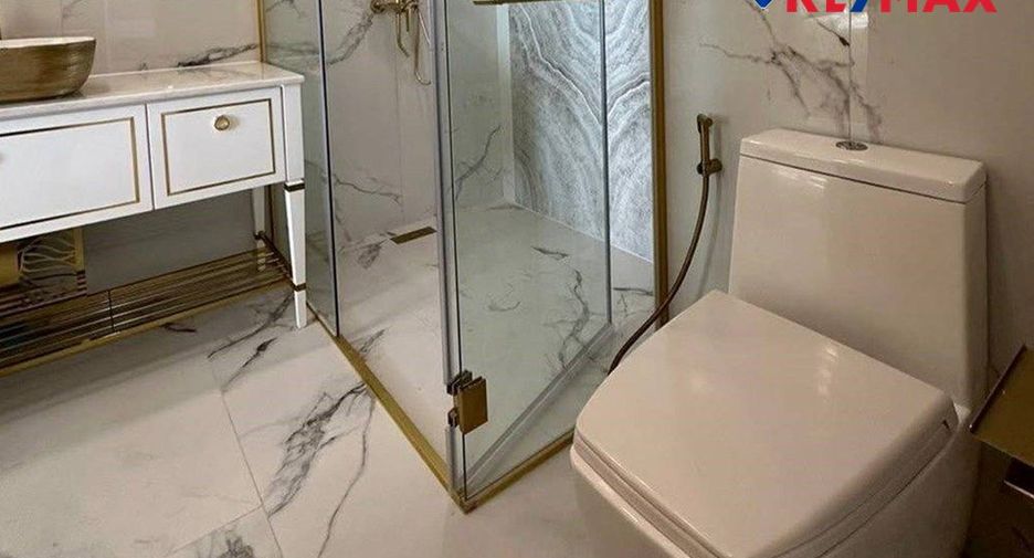 À vendre 2 chambres condo à Jomtien, Pattaya