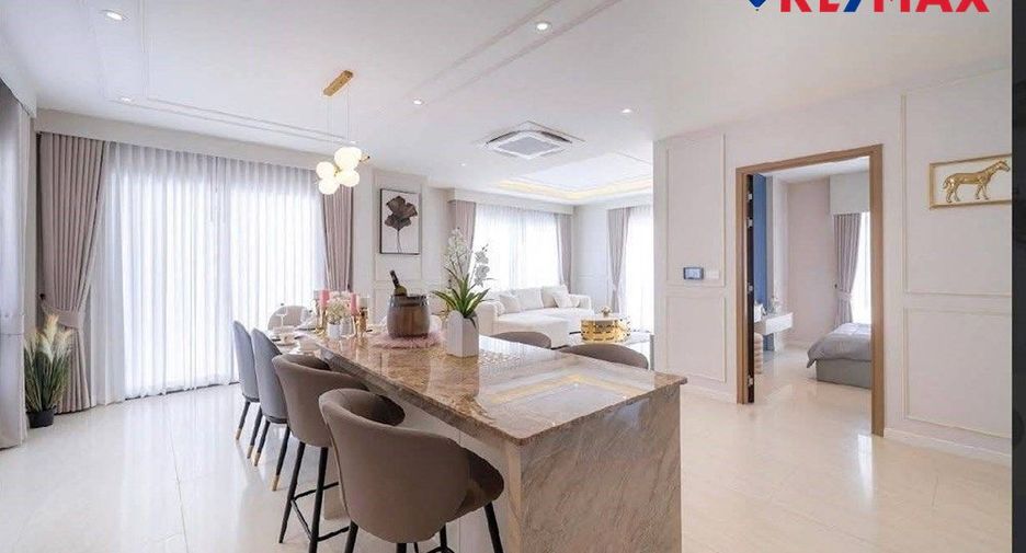 Haus zum Kauf mit 4 Zimmer in Central Pattaya, Pattaya