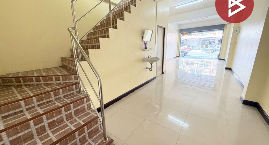 Продажа 3 спальни торговое помещение в Mueang Chon Buri, Чонбури