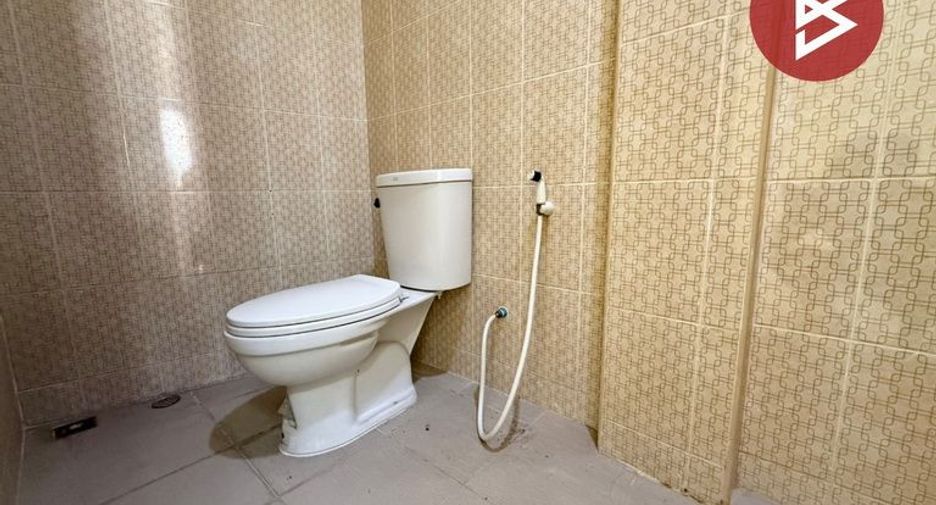 Продажа 3 спальни торговое помещение в Mueang Chon Buri, Чонбури