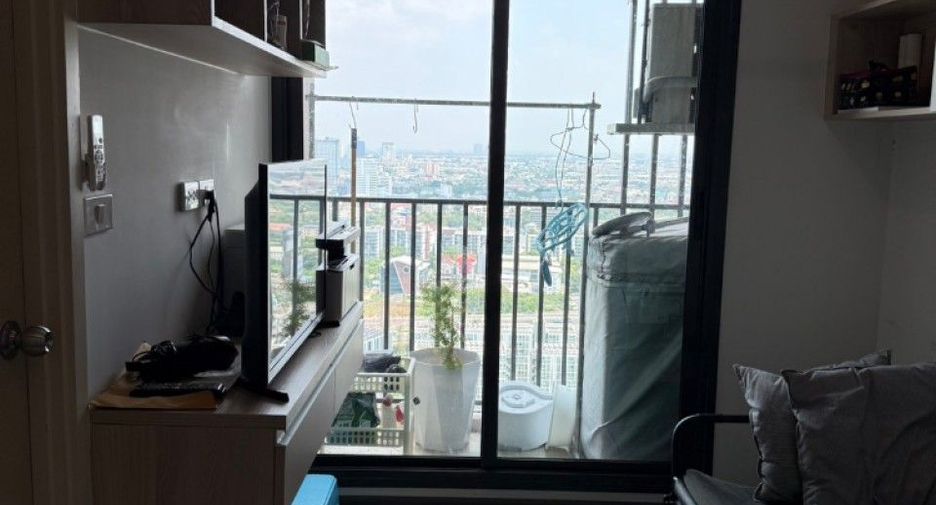For sale 1 bed condo in Suan Luang, Bangkok