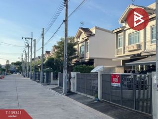 For sale 2 bedrooms townhouse in Mueang Samut Prakan, Samut Prakan