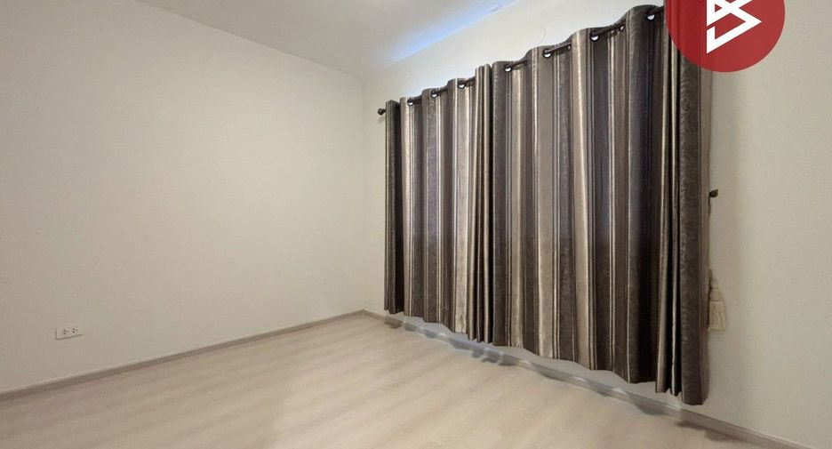 For sale 2 bedrooms townhouse in Mueang Samut Prakan, Samut Prakan