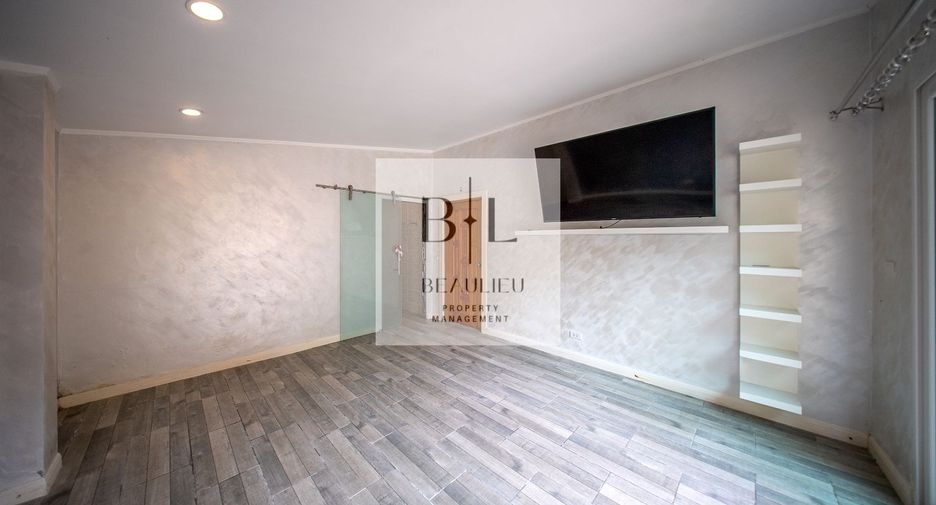 For sale 5 ベッドルーム house in Huay Yai, Pattaya