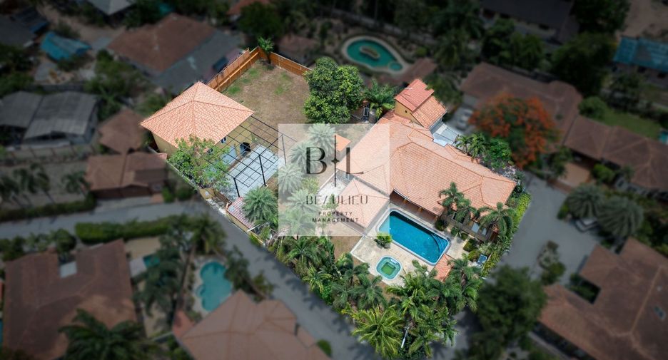 For sale 5 ベッドルーム house in Huay Yai, Pattaya